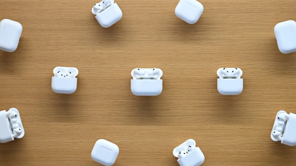 Apple, 2027’de Kamara Özellikli AirPods’u Piyasaya Sürmeye Hazırlanıyor!