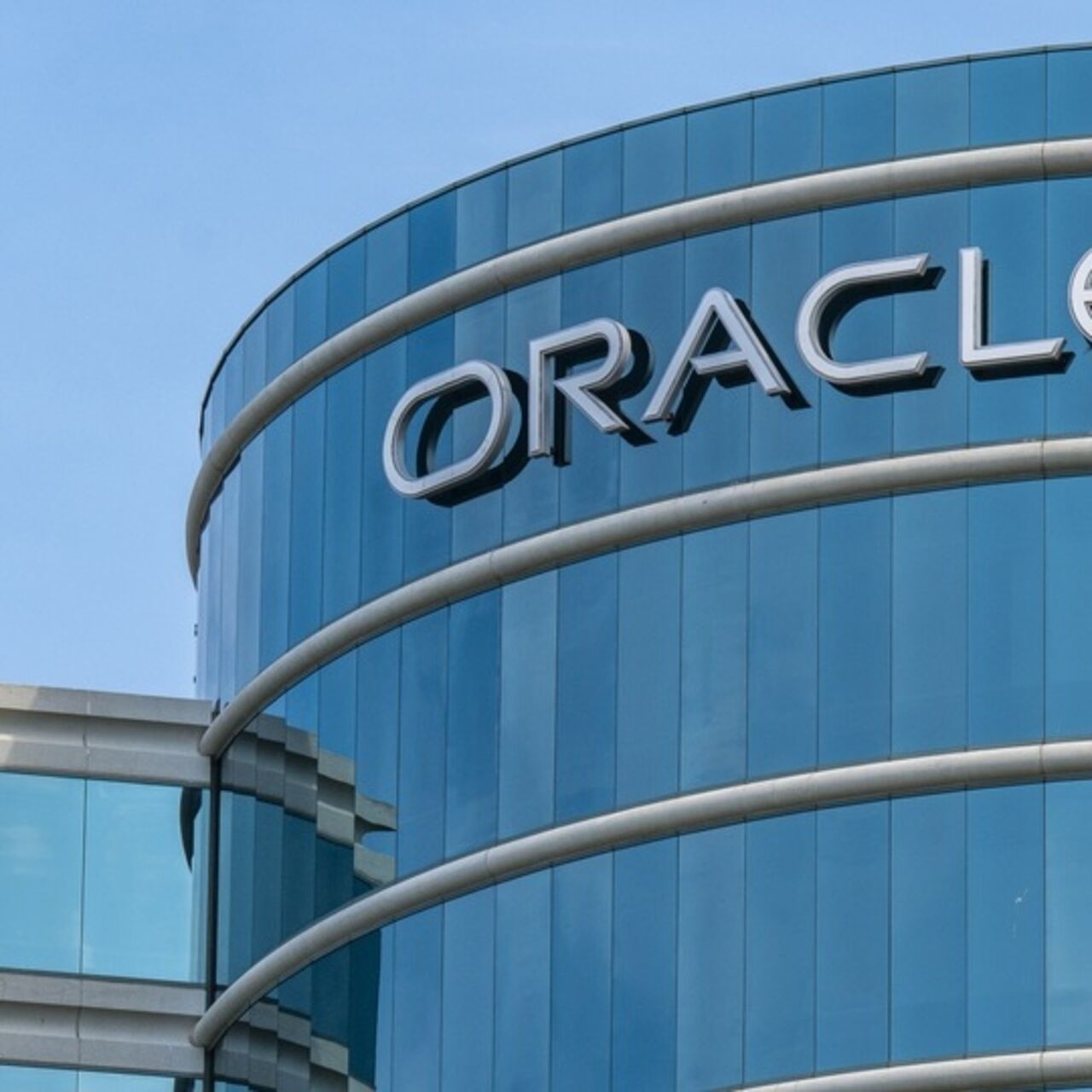 Oracle 21 bin çalışanını işten çıkardı