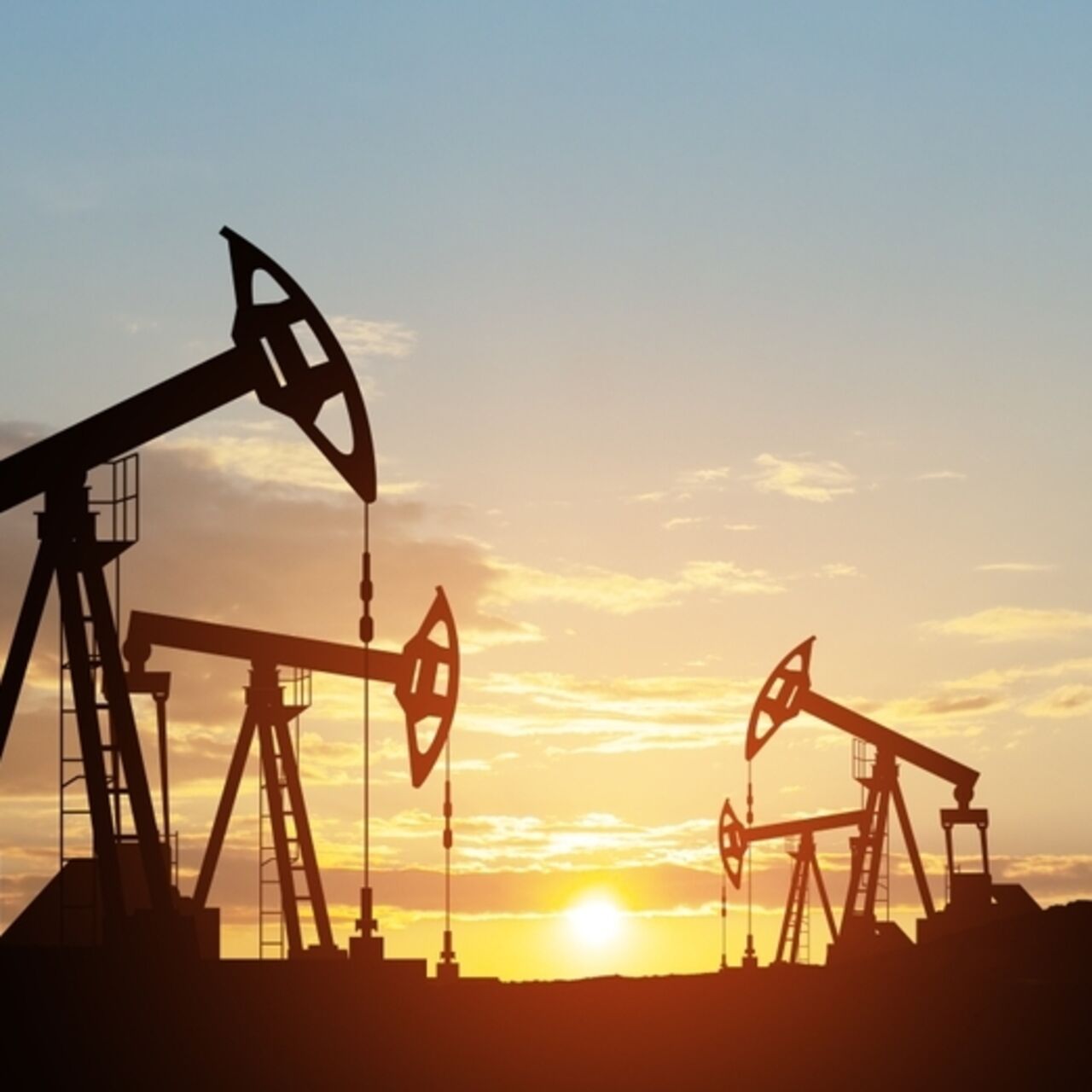 Petrol fiyatları yeniden yükseldi